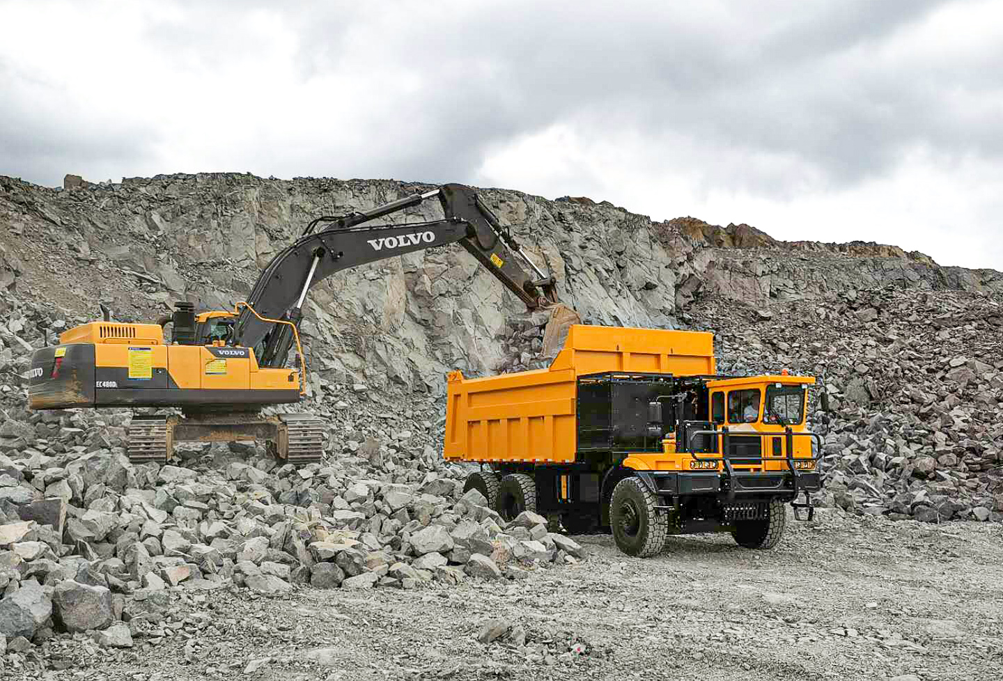 市場就位 多地掀起換電重卡熱，新能源汽車前景可期