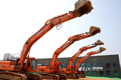 臨港區 新材料產業再拓“新藍海”，引領工程機械技術研發新篇章