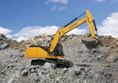 柳工引領綠色新紀元 國四挖掘機重磅發布，工程機械技術研發再攀高峰